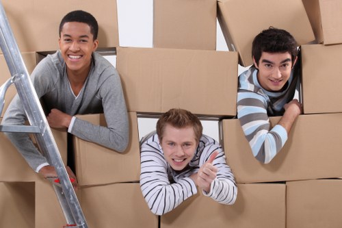 Local urban moving service in Earlscourt area