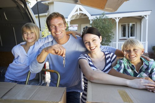 Free quote process for local van hire and removals